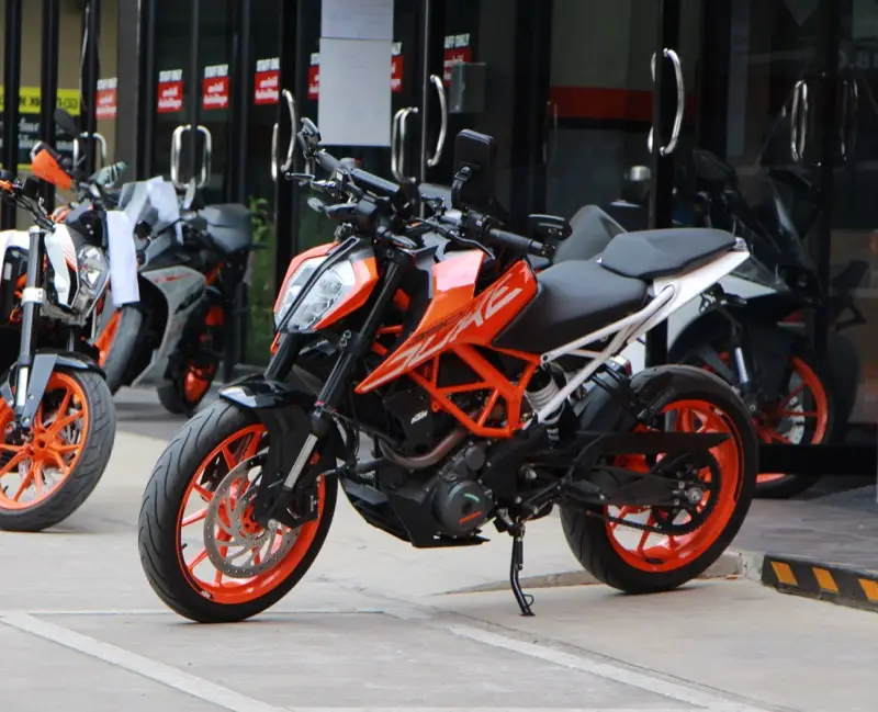 KTM Duke, référence du roadster moto 125 cc