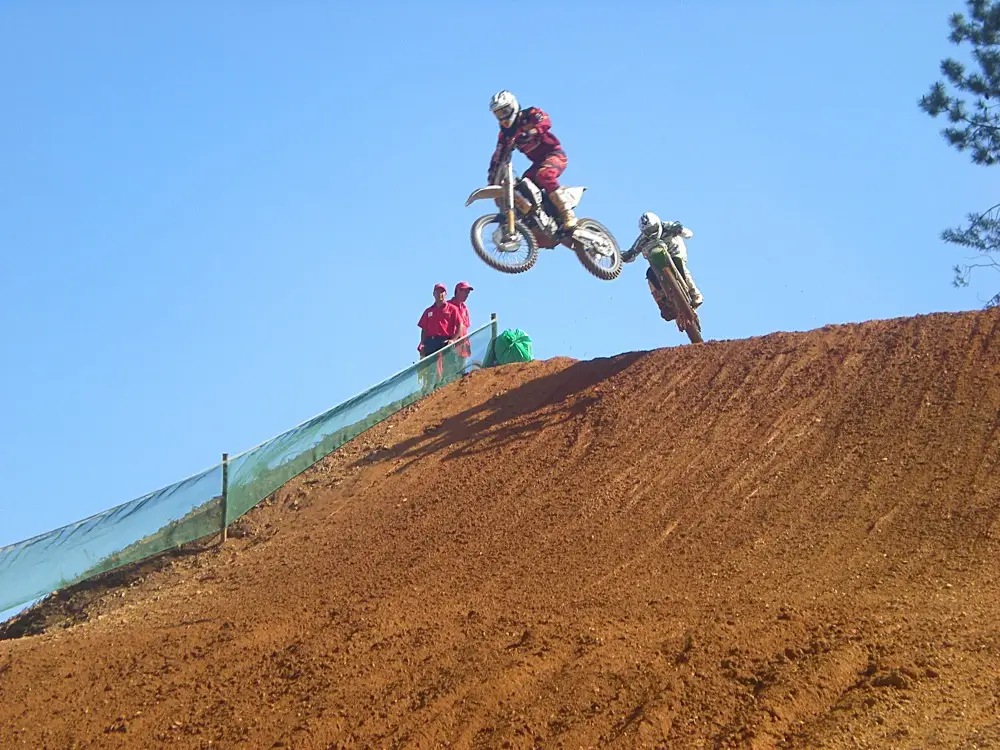 Course motocross 125 sur circuit homologué FFM