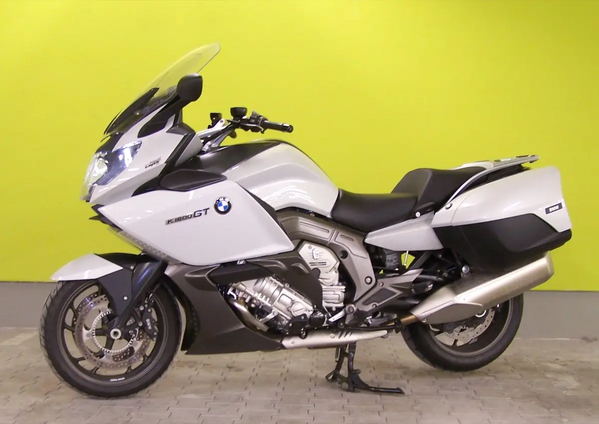 BMW K 1600 GT, archétype de la moto routière grand-tourisme